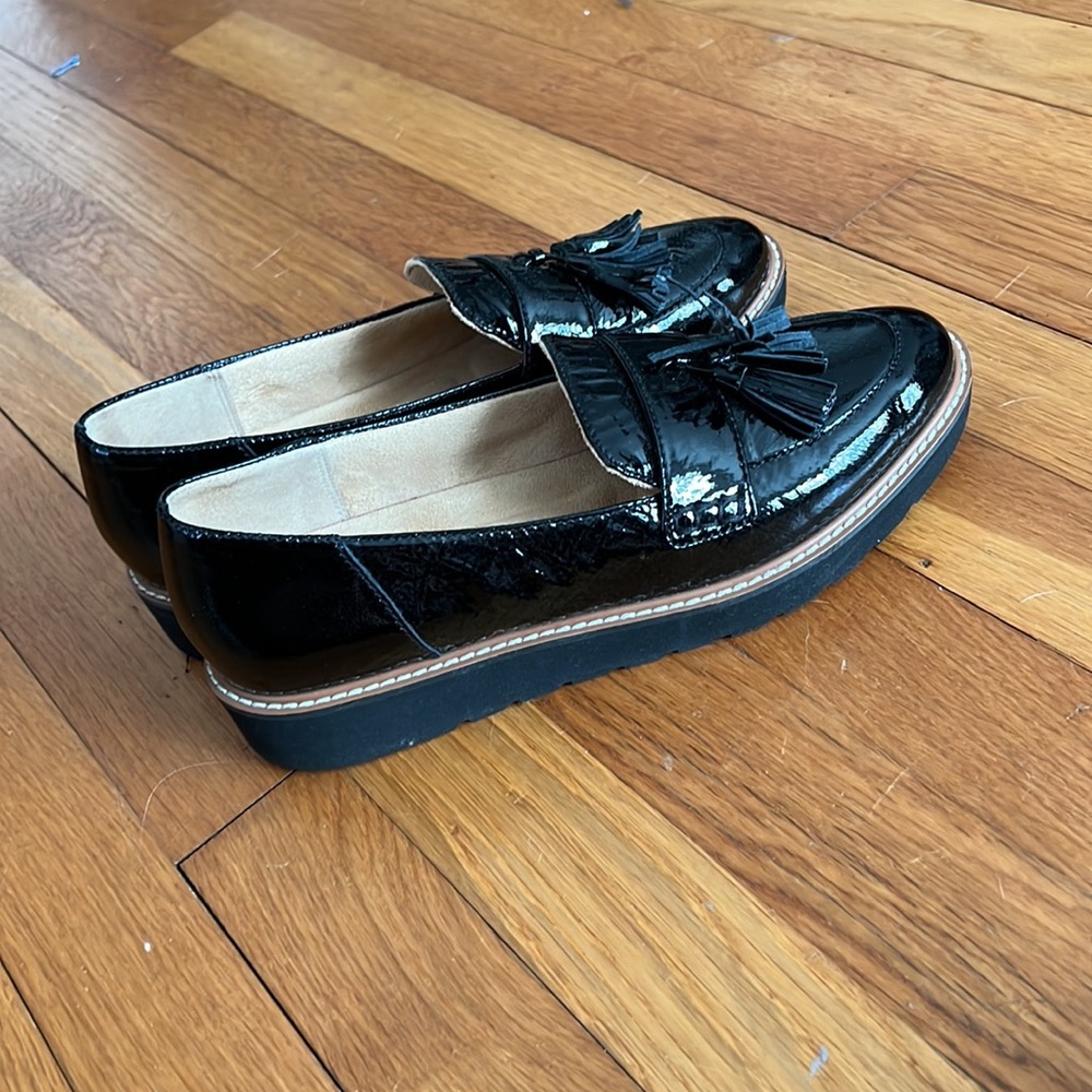 Naturalizer Patent Loafers